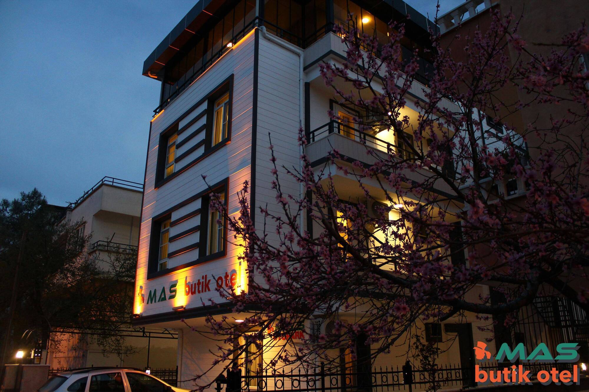 Mas Butik Otel Едремит Екстериор снимка